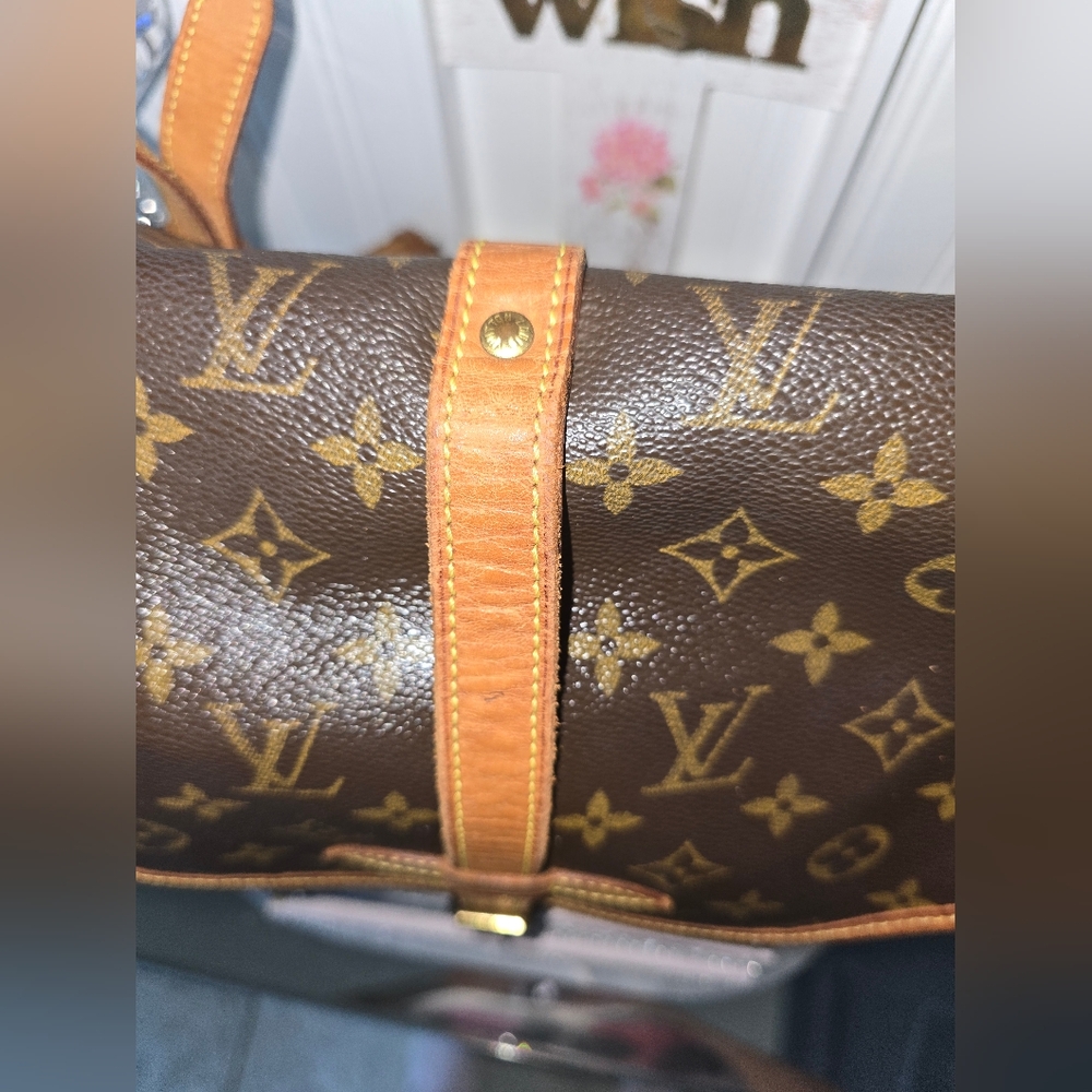 EUC 💯 Authentic Louis Vuitton Saumur 30💓 - Picture 7 of 16